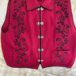 Vintage Woolrich Brand Wool Red Vest with Embroidered Flowerw and Metal Closures